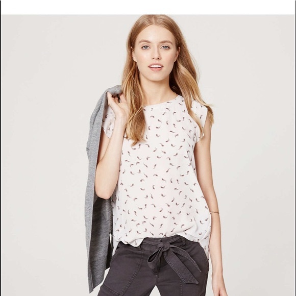 Loft ruffle cap sleeve feather top PXS - Picture 1 of 5